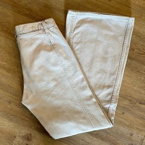 LEVI’s Vintage 1970’s pre washed khaki 12”bell bottoms. Waist 32 Inseam 32